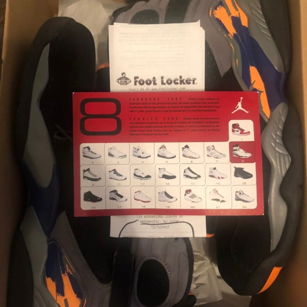 Comes with OG everything, box, receipt,